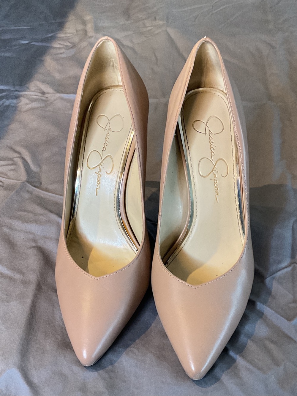 Jessica Simpson Nude Color Pointed-Toe Pumps - 4” heels
